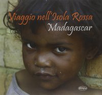 Immagine copertina libro Viaggio nell'isola rossa. Madagascar