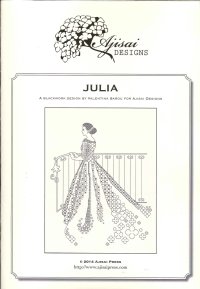 Immagine copertina libro Julia. A blackwork design