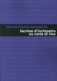 Immagine copertina libro Lacrime d'inchiostro su carta di riso. Piccolo libro sul destino