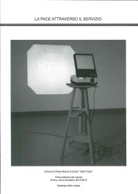 Immagine copertina libro La pace attraverso il servizio