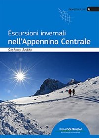 Immagine copertina libro Escursioni invernali nell'appennino centrale