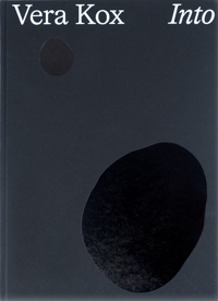 Immagine copertina libro Vera Kox. Into. Ediz. multilingue